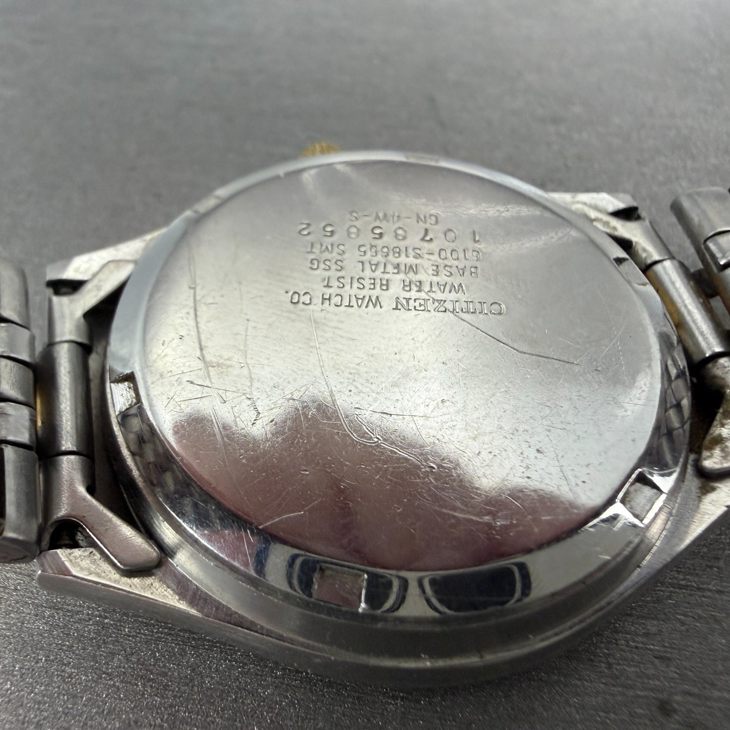 Citizen CQ Watch Men 36mm Gray Dial Two Tone Daydate Round 6100-S18655 New battA9