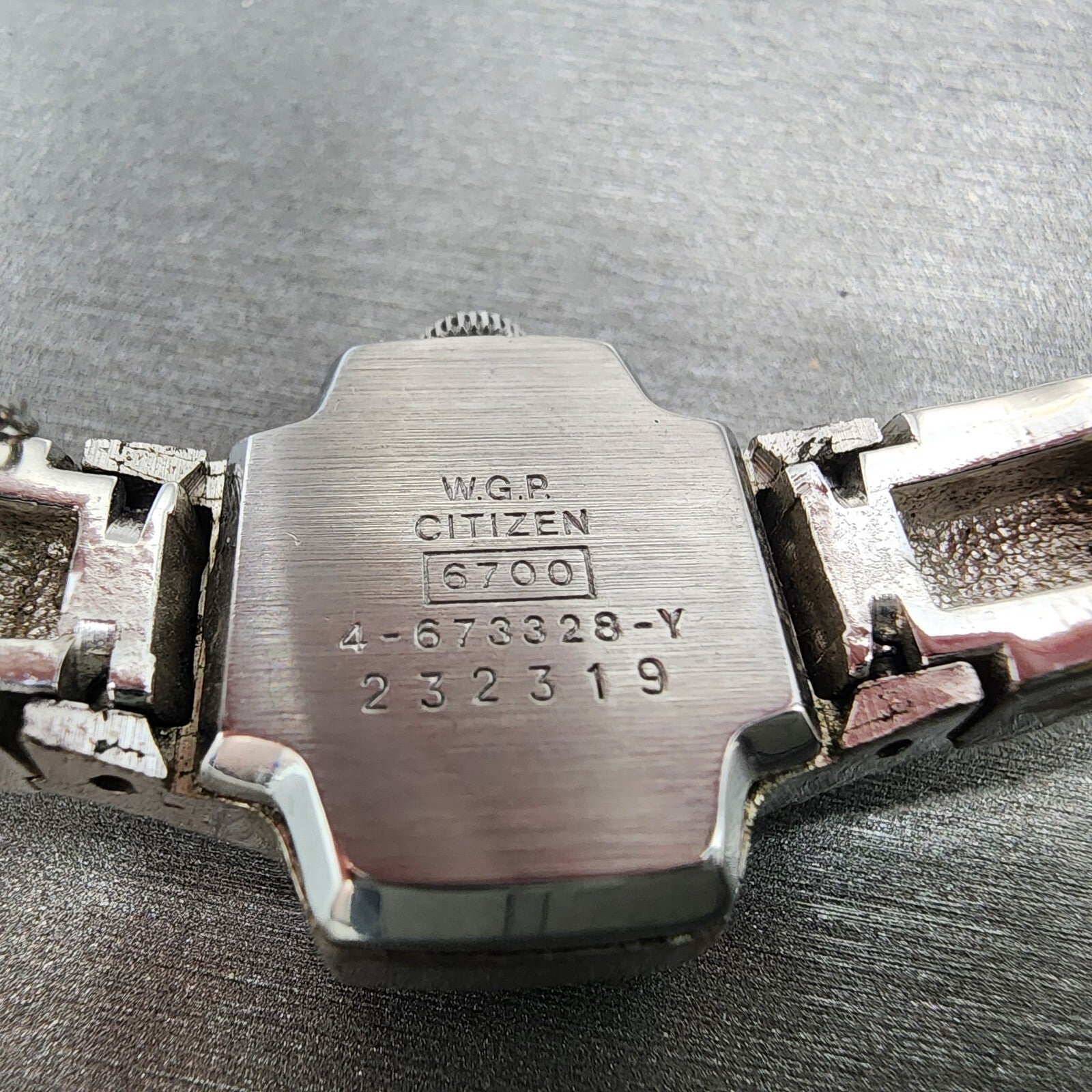 Citizen Watch Women 22mm Silver Dial Gold Plated Rectangle Manual Wind Runs9