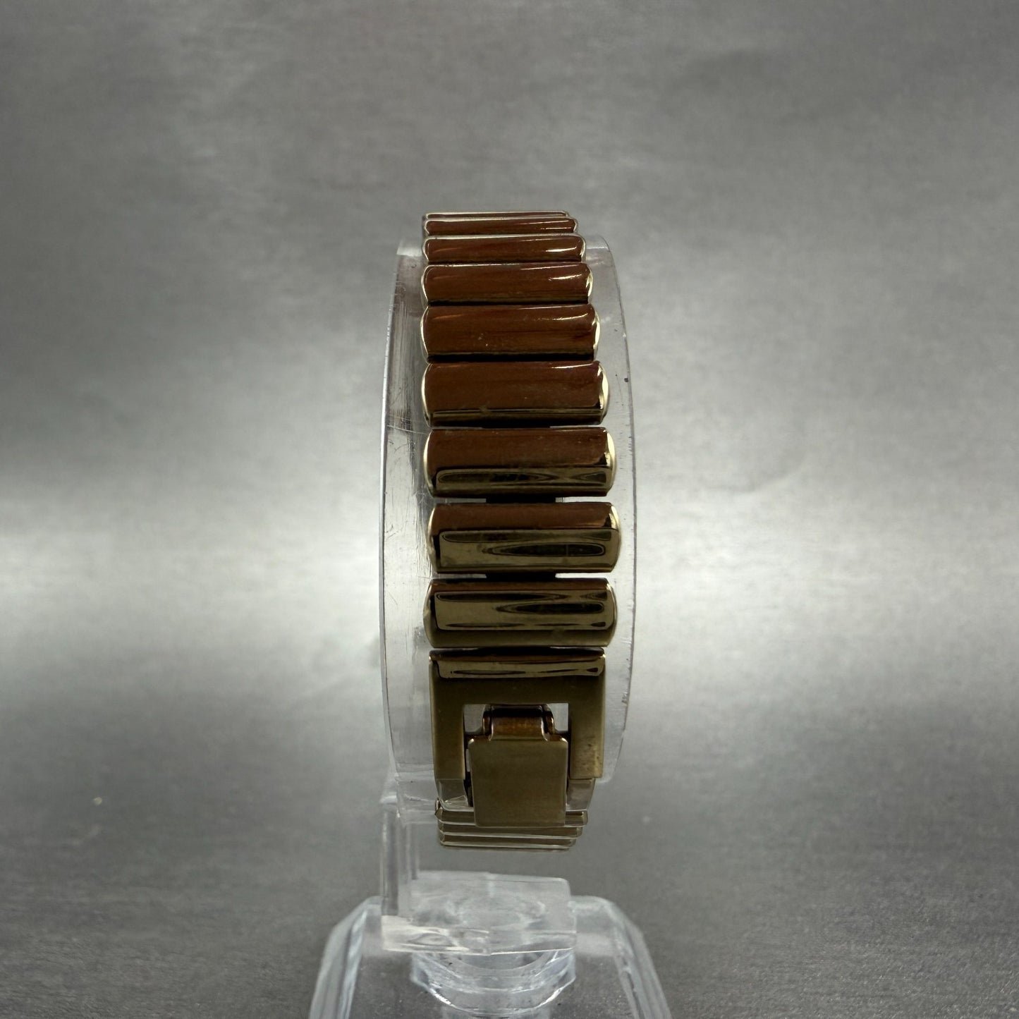 Seiko Half Moon Watch Women 19mm White Dial Gold Tone Asymmetrical New Battery7