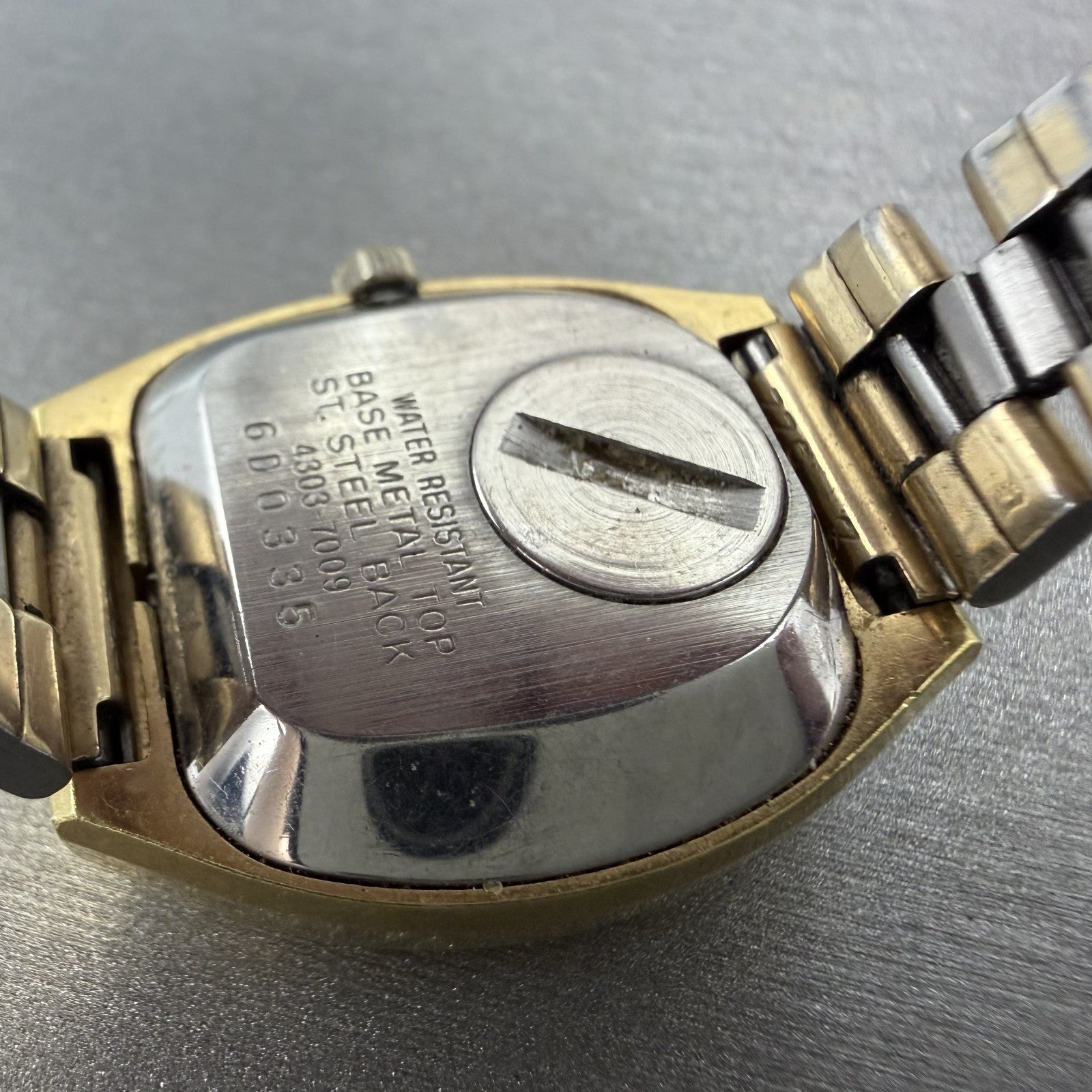 Seiko SQ Watch Women 26mm Brown Dial Two Tone Daydate 43037009 New Battery9