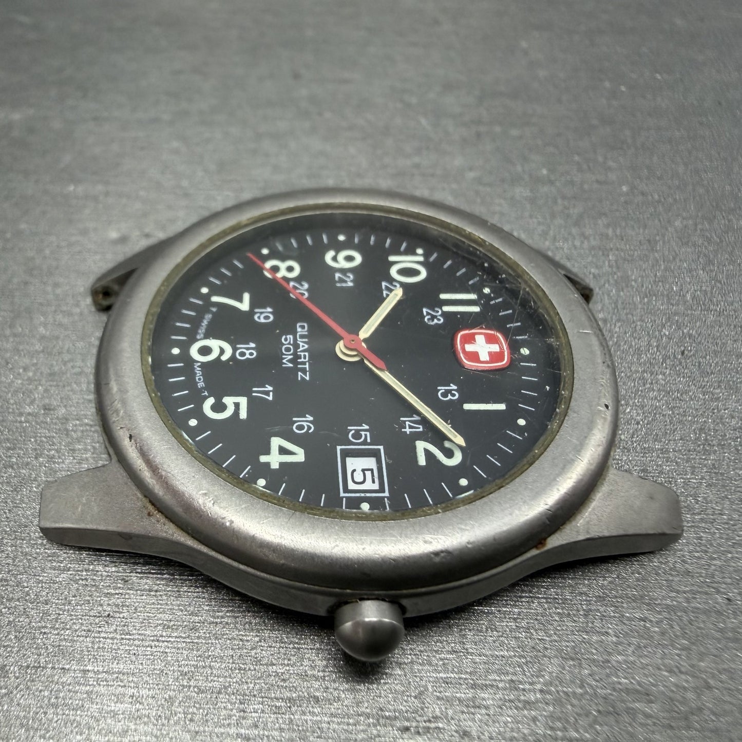 Wenger SAK Malarboro Watch Men 37mm Black Dial Gray Tone Date Round New Batt5