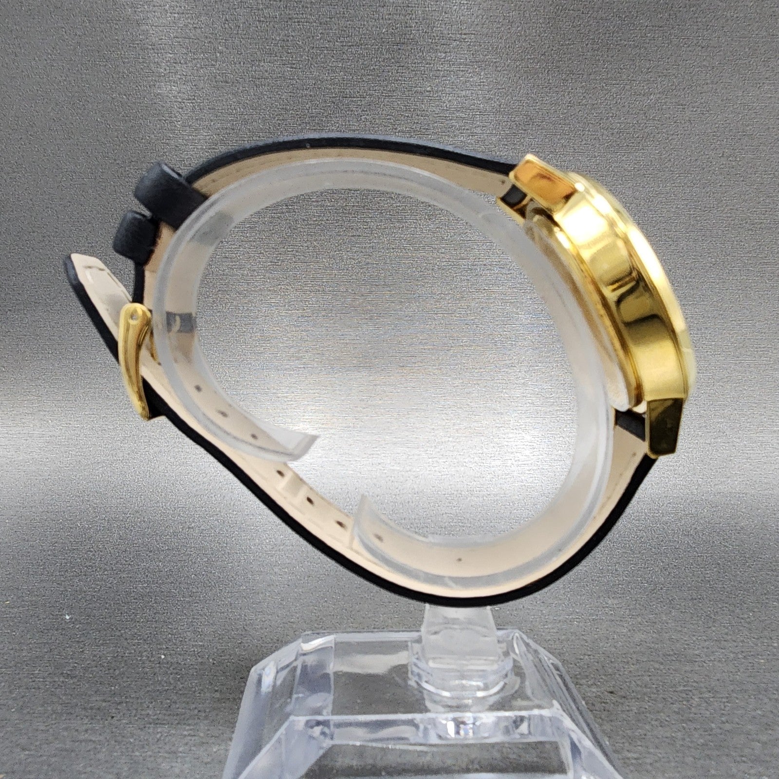 Nixon Kensington Watch Women 37mm White Dial Gold Tone Round New Battery8