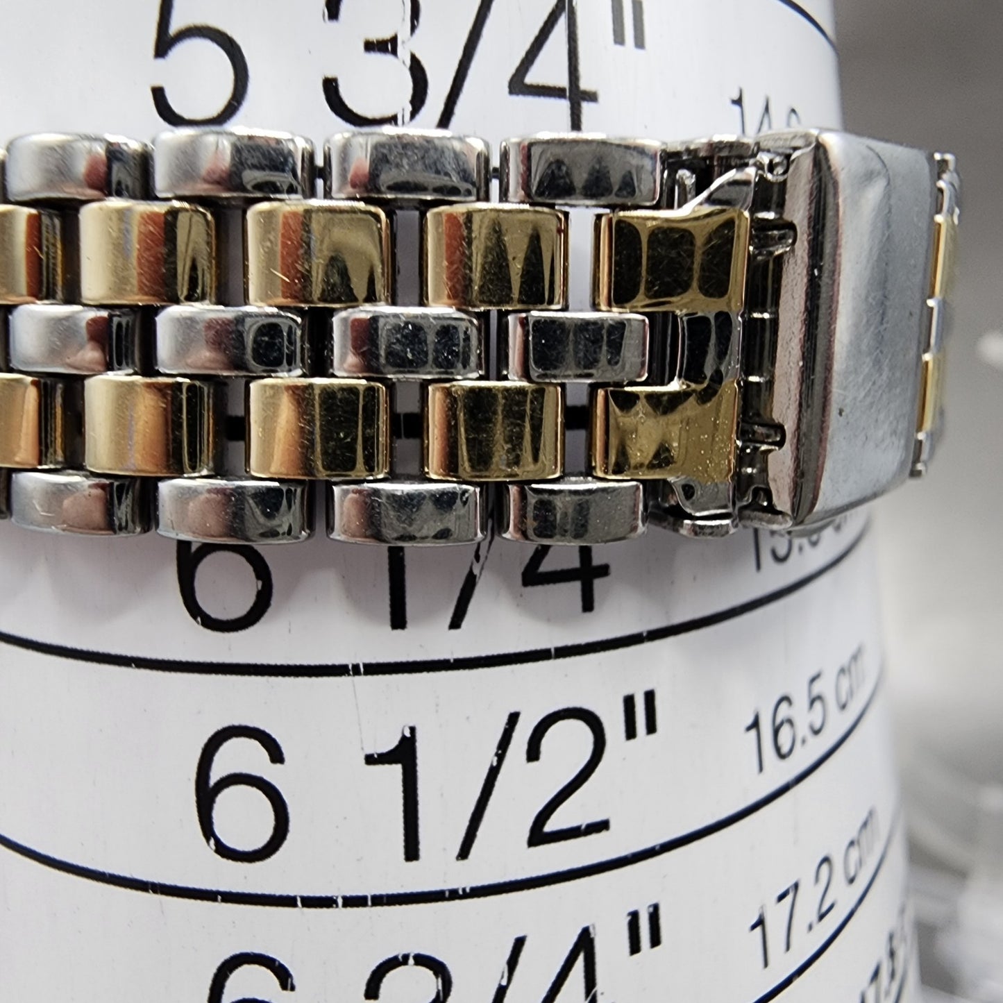 Burberry Watch Women 24mm Silver Dial Two Tone Round 6031G13435 New Battery10