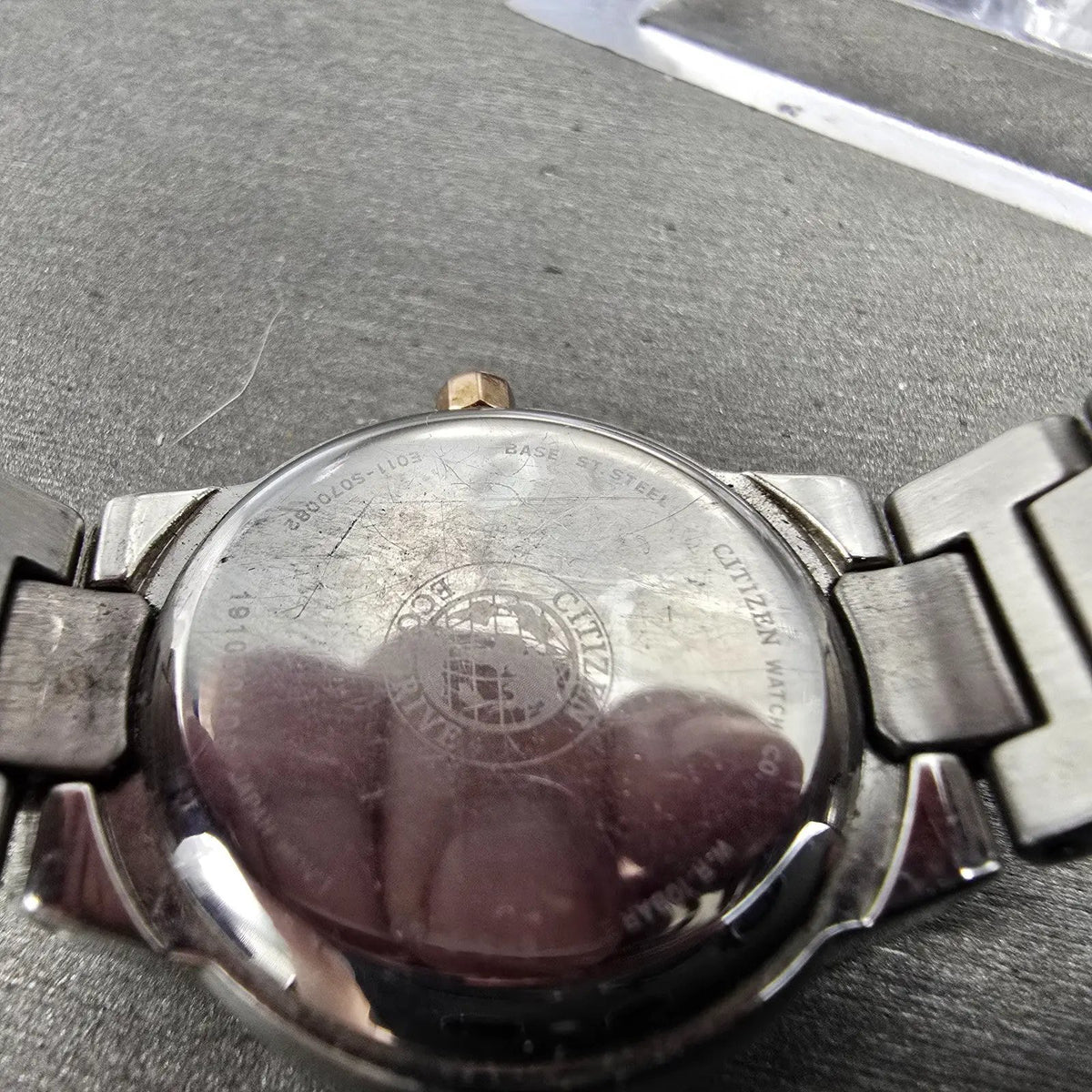 Citizen Eco-Drive Watch Women 26mm MOP Dial Two Tone Date E011-S070082 Works JRE9