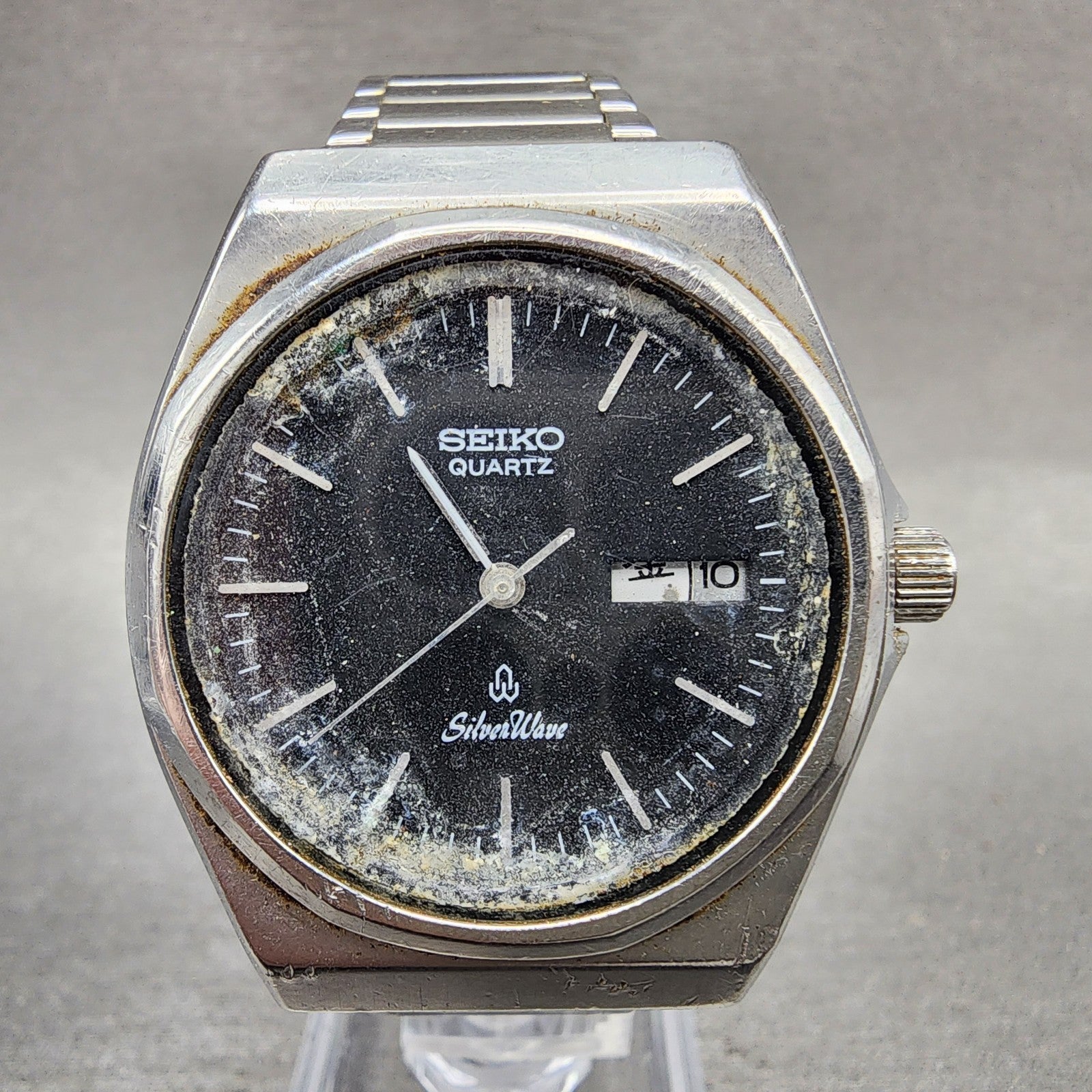 Seiko Silver Wave Watch Men 35mm Black Dial Silver Tone Daydate 64337000 PARTS0