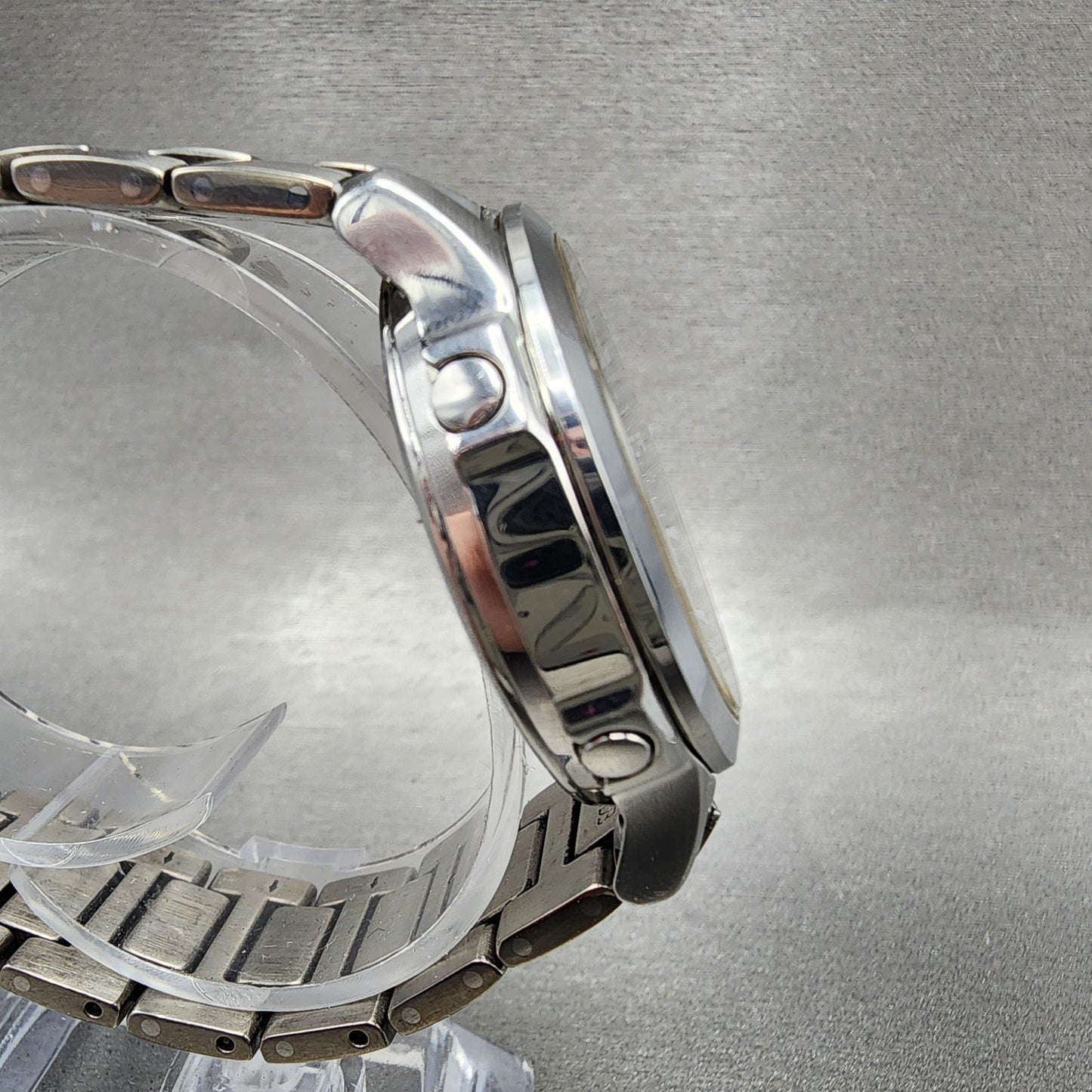 Casio Oceanus OCW10 Watch Men 36mm Black Dial Titanium Chrono Solar Works3