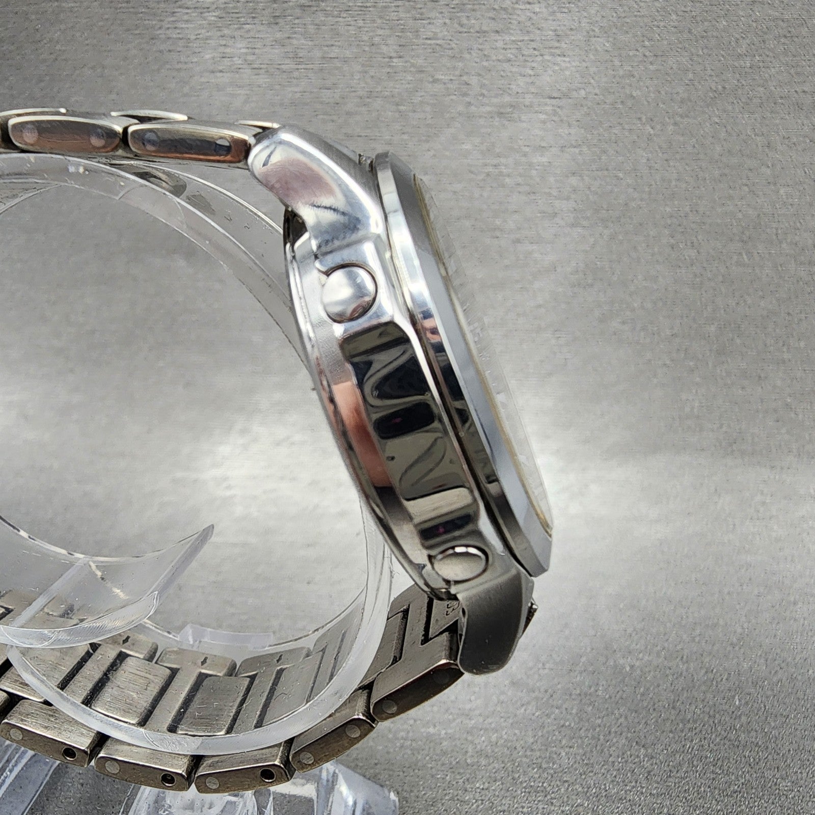 Casio Oceanus OCW10 Watch Men 36mm Black Dial Titanium Chrono Solar Works3