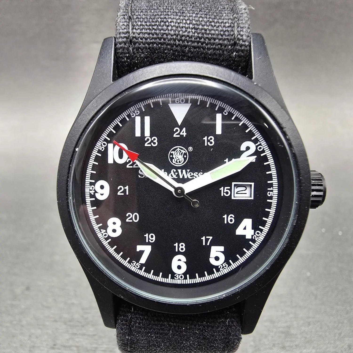 Smith and Wesson Watch Men 38mm Black Dial Black Tone Date Round New Battery0