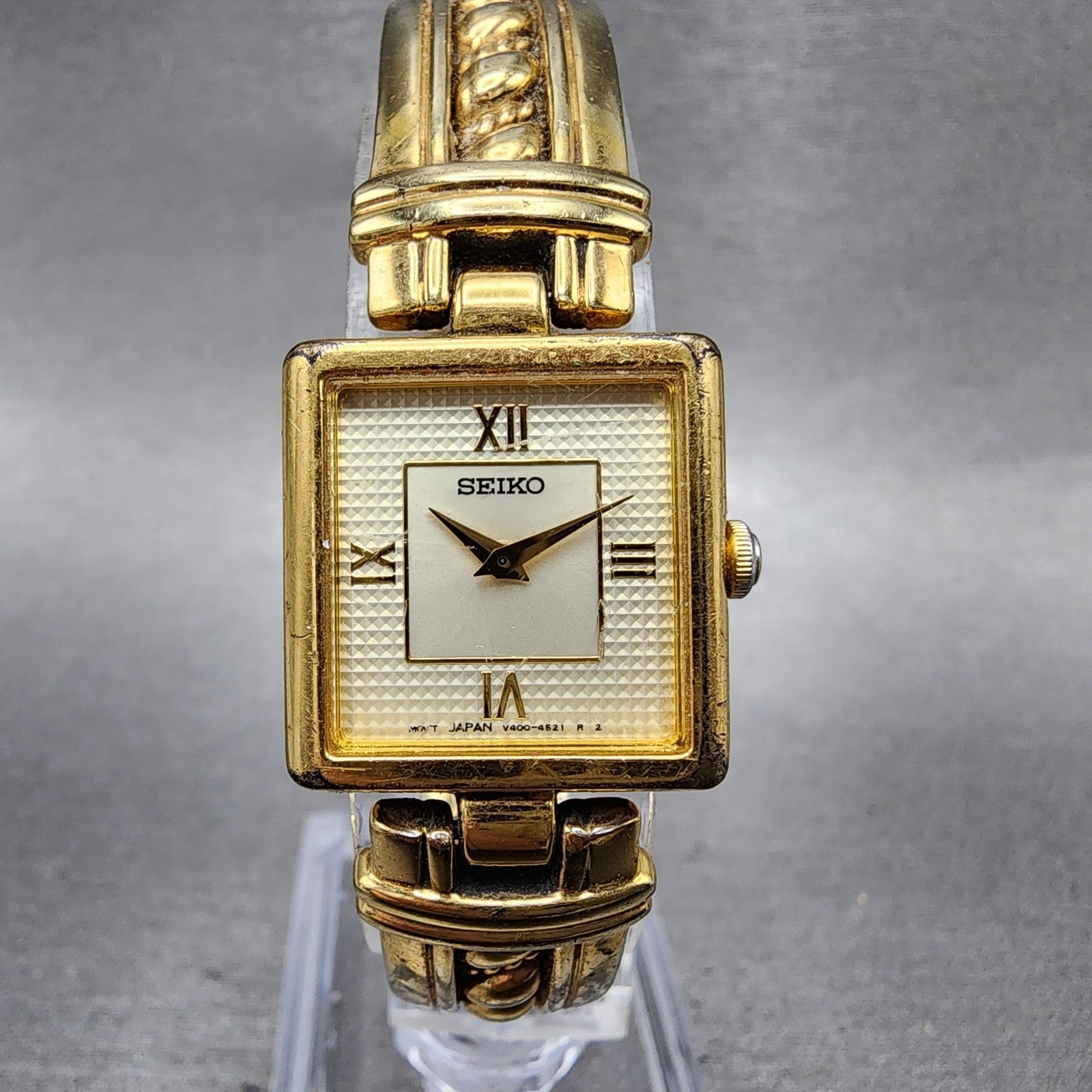 Seiko Watch Women 20mm Champagne dial Gold Tone Square V4006280 New Battery0