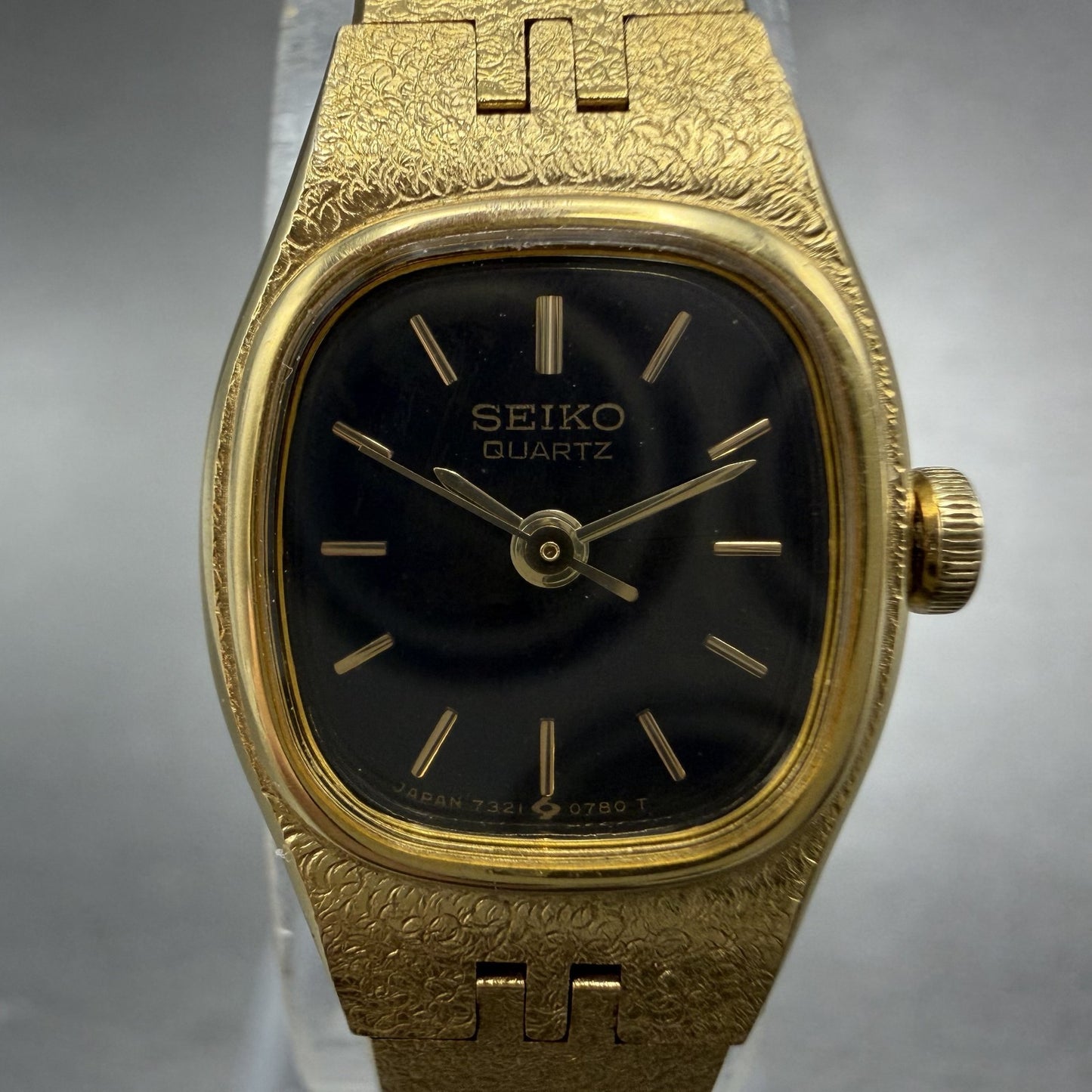 Seiko Watch Women 17mm Black Dial Gold Tone Rectangle 7321-5399 New Battery1