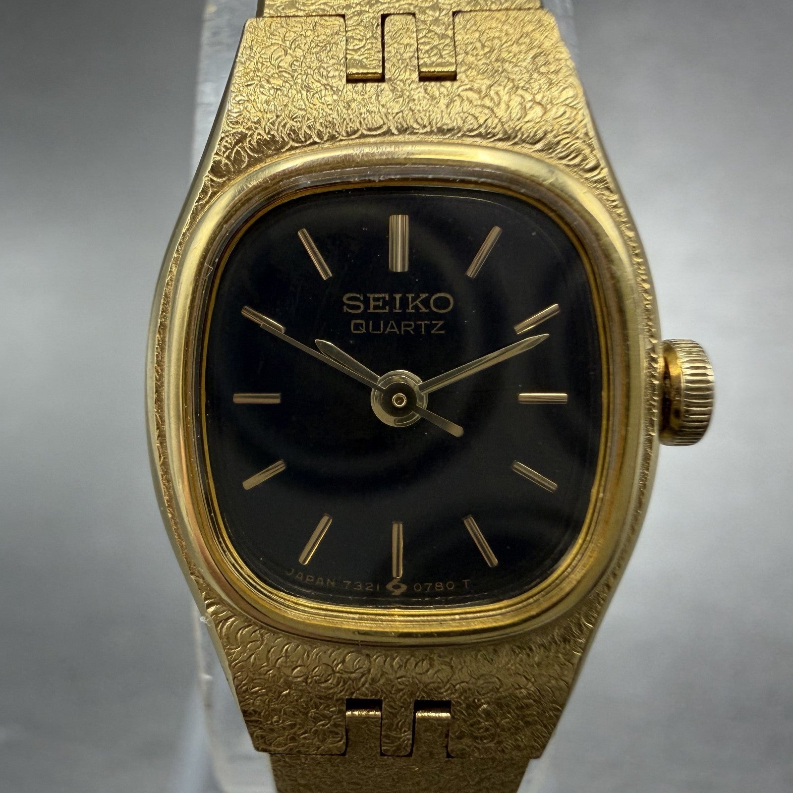 Seiko Watch Women 17mm Black Dial Gold Tone Rectangle 7321-5399 New Battery1