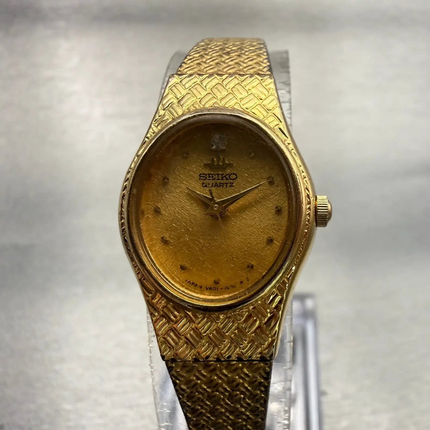Seiko Watch Women 18mm Gold Dial Gold Tone Oval V401-5310 New Battery Vintage0