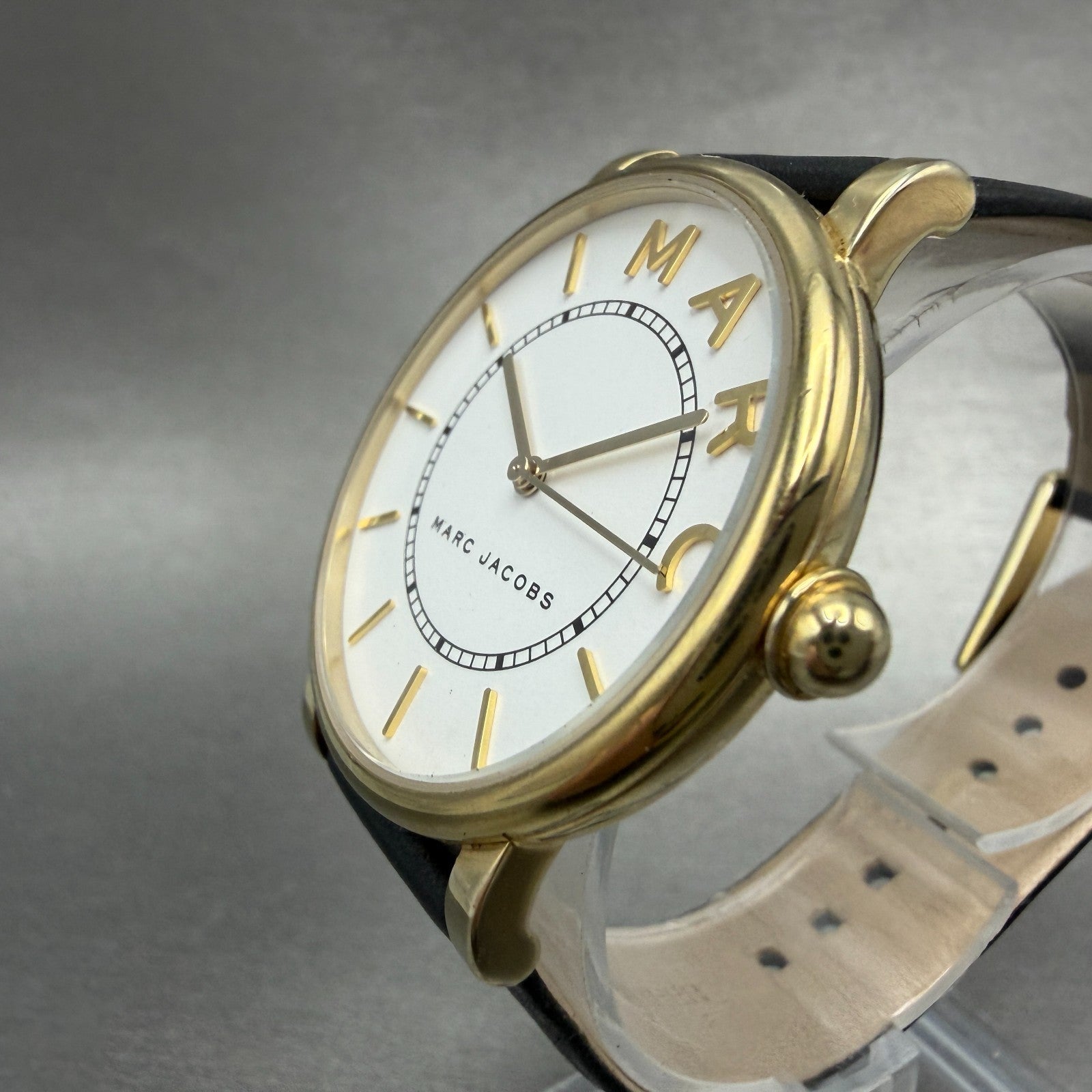 Marc Jacobs Roxy Watch Women 37mm White Dial Gold Tone Round MJ1532 New Battery2