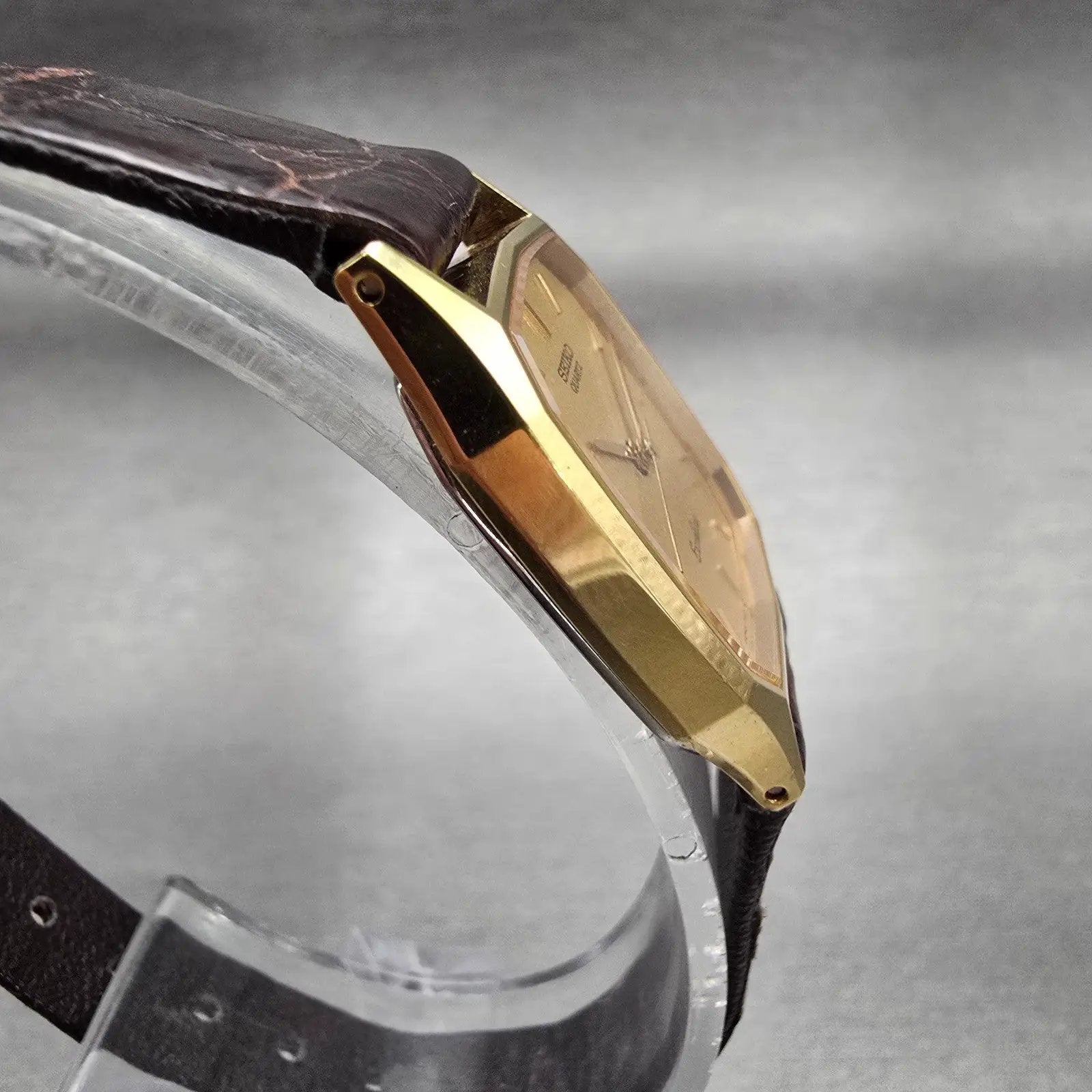 Seiko Exceline Watch Women 21mm Gold Dial Gold Tone Rectangle c New Batt3