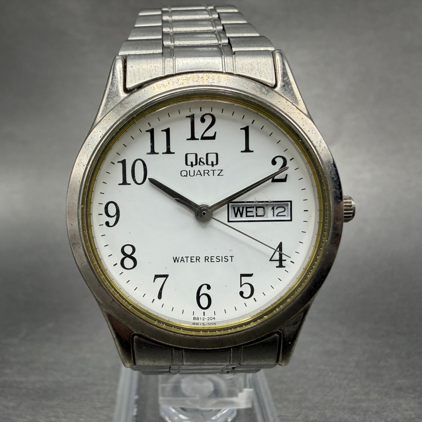 Citizen Q&Q Watch Men 34mm White Dial Silver Tone Daydate  Round New Battery0