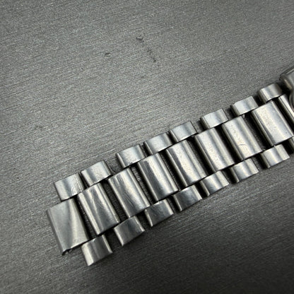 Seiko SQ Watch Men 34mm Black Dial Silver Tone Date 8222-7009 New Battery VTG12