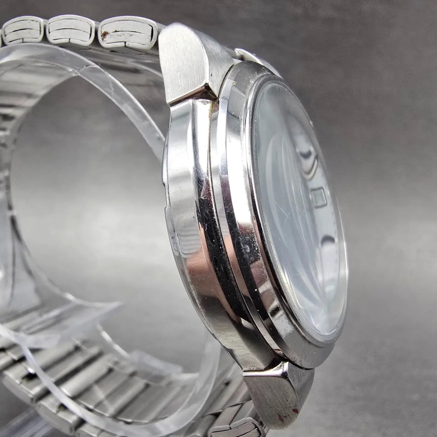 Citizen Eco-Drive Watch Men 36mm White Dial Silver Tone Date E111-S027161 Runs A3