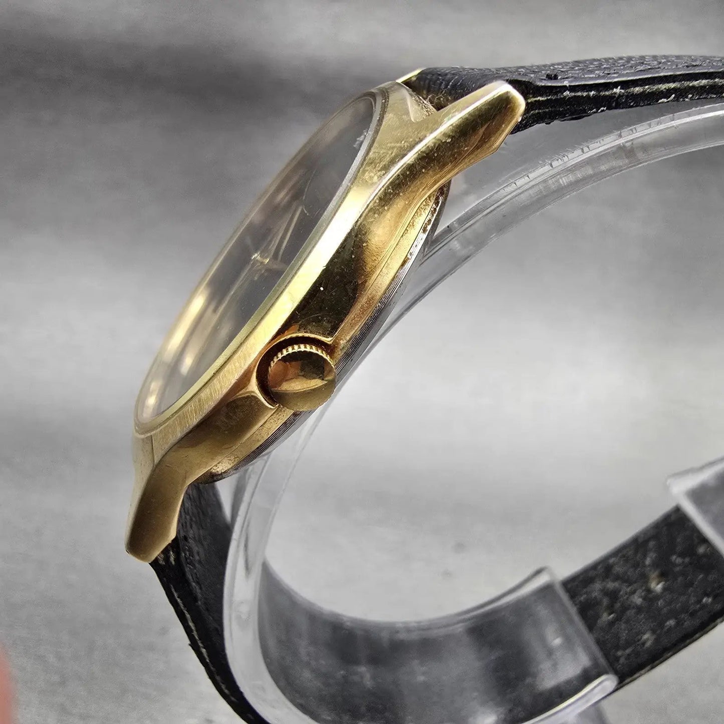 Citizen CQ Watch Men 32mm Black Dial Gold Tone Round 6031-K02716 New Battery VTG2