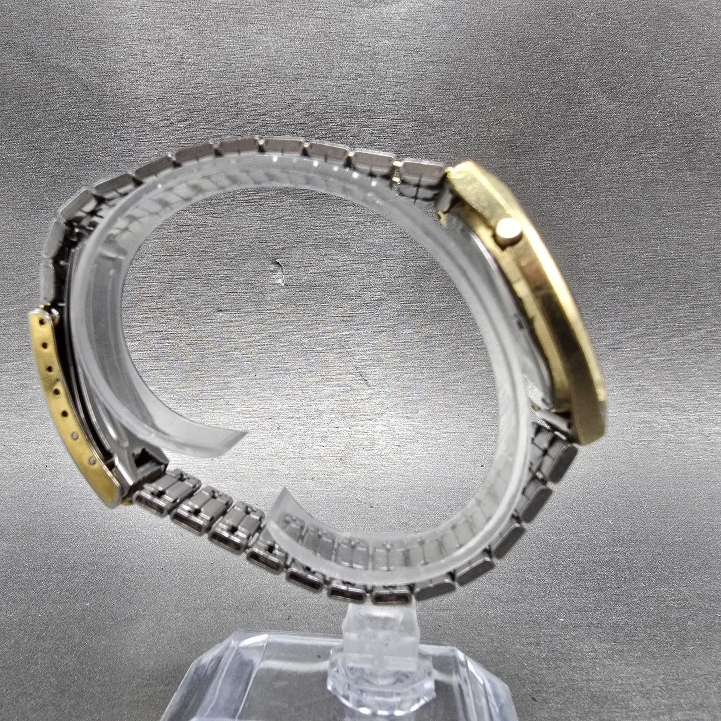 Citizen Watch Men 34mm Gold Digital Alarm Chronograph 4-098609 New Battery VTG8