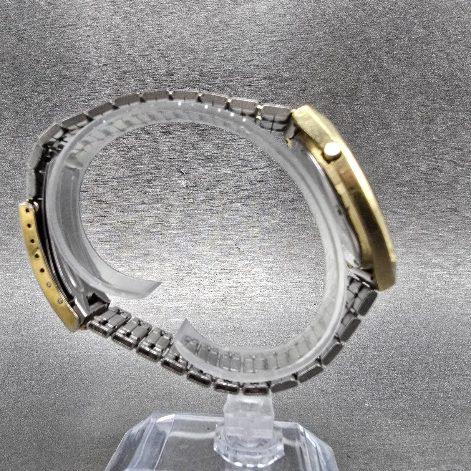 Citizen Watch Men 34mm Gold Digital Alarm Chronograph 4-098609 New Battery VTG8
