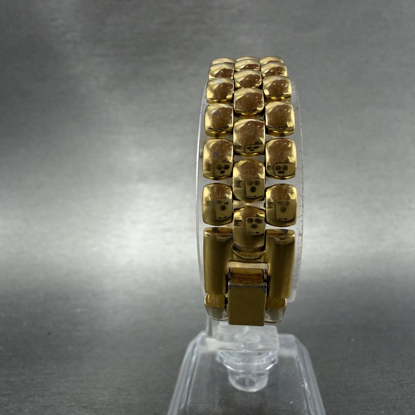 Bulova Watch Women 22mm MOP Dial Gold Tone Round 97L105 New Battery Vintage7