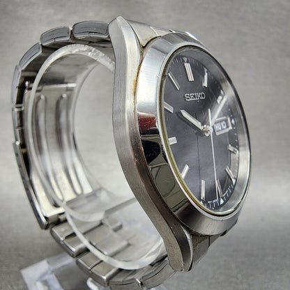 Seiko Watch Men 37mm Black Dial Silver Tone Daydate Round 7N439070 New Battery3