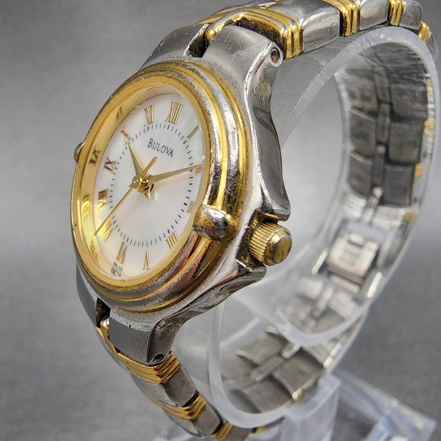 Bulova Watch Women 24mm MOP Dial Two Tone Round Bracelet 98L56 New Battery2