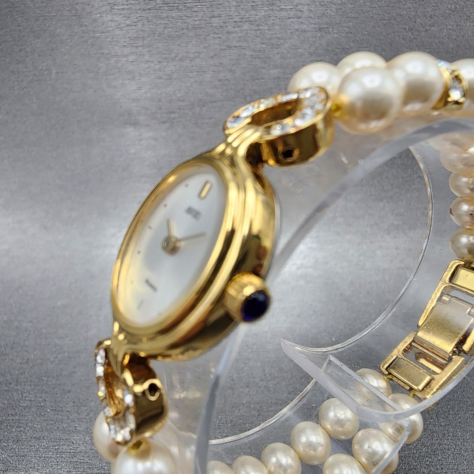 Avon Watch Women 18mm Silver Dial Gold Tone Oval Crystal Accents New Battery2