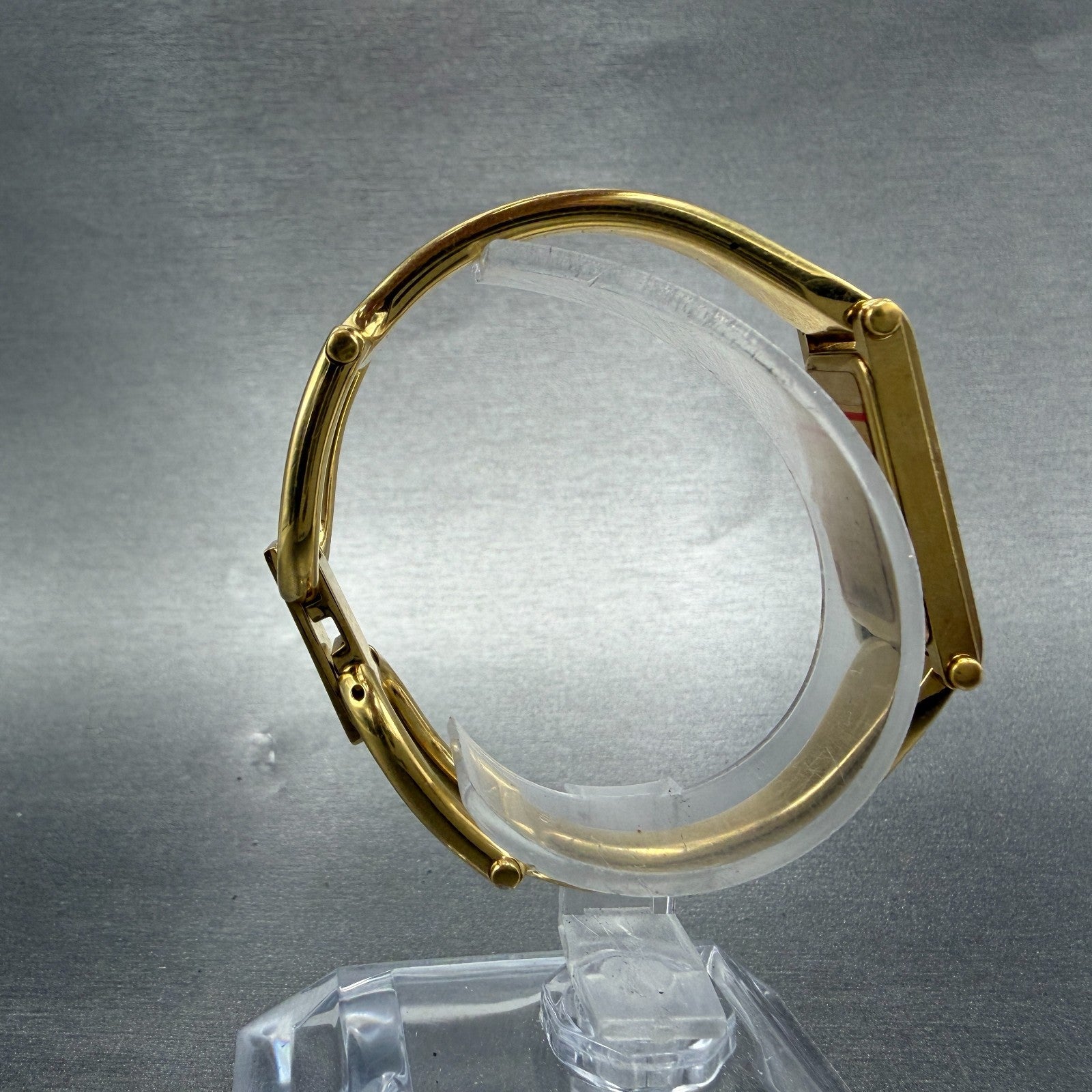 Gucci 1500L Tank Watch Women 12mm MOP Dial Gold Rectangle Bangle New battery ABC8