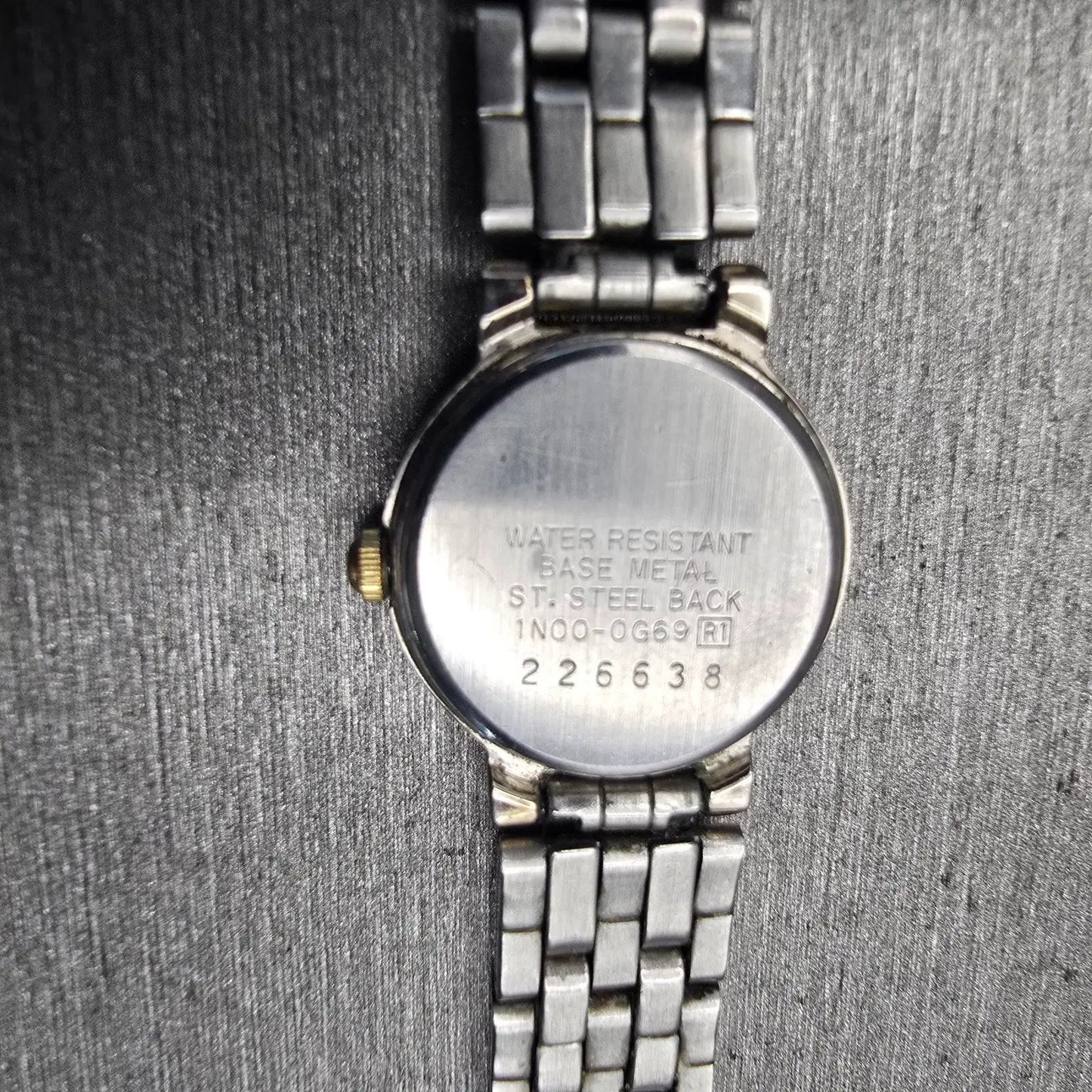Seiko Watch Women 20mm Silver Dial Two Tone Round 1N00-0G69 New Battery Vintage10