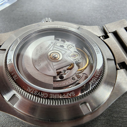 Movado SE Automatic Watch Men 41mm Gray Dial Two Tone Date Round 060755211