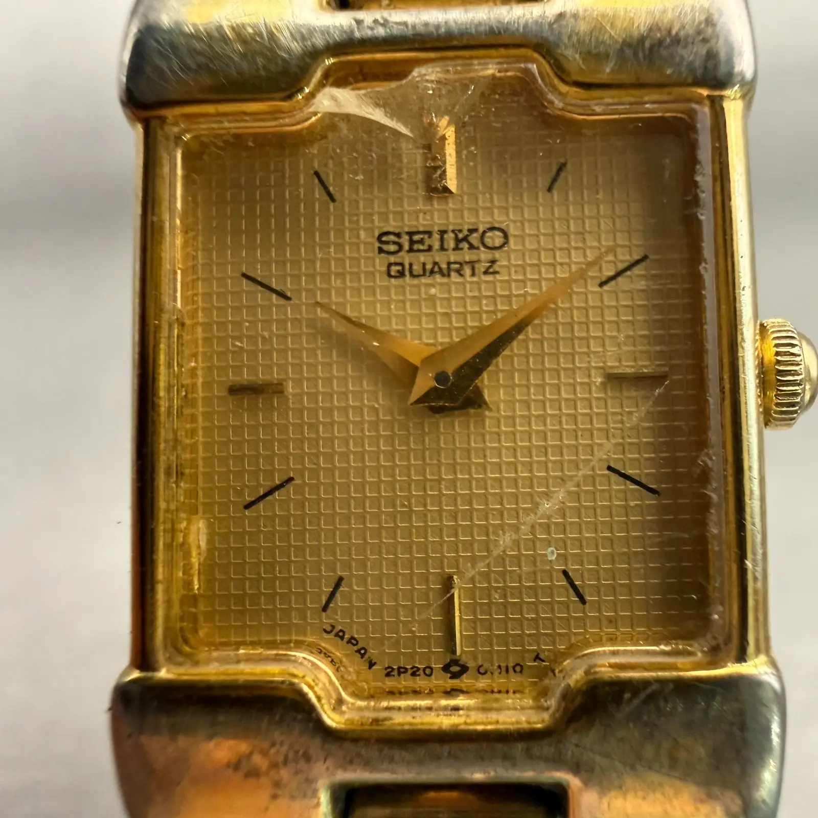 Seiko Watch Women 17mm Gold Dial Gold Tone Rectangle 2P20-5E60 New Battery VTG1