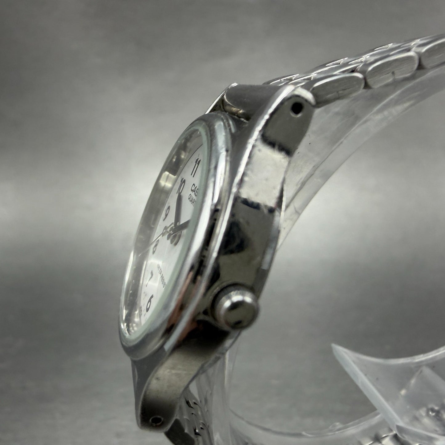 Casio Watch Women 25mm White Dial Silver Tone Round LQ-410 New Battery VTY2