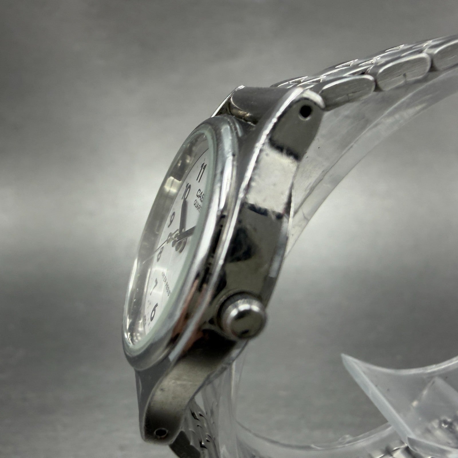 Casio Watch Women 25mm White Dial Silver Tone Round LQ-410 New Battery VTY2
