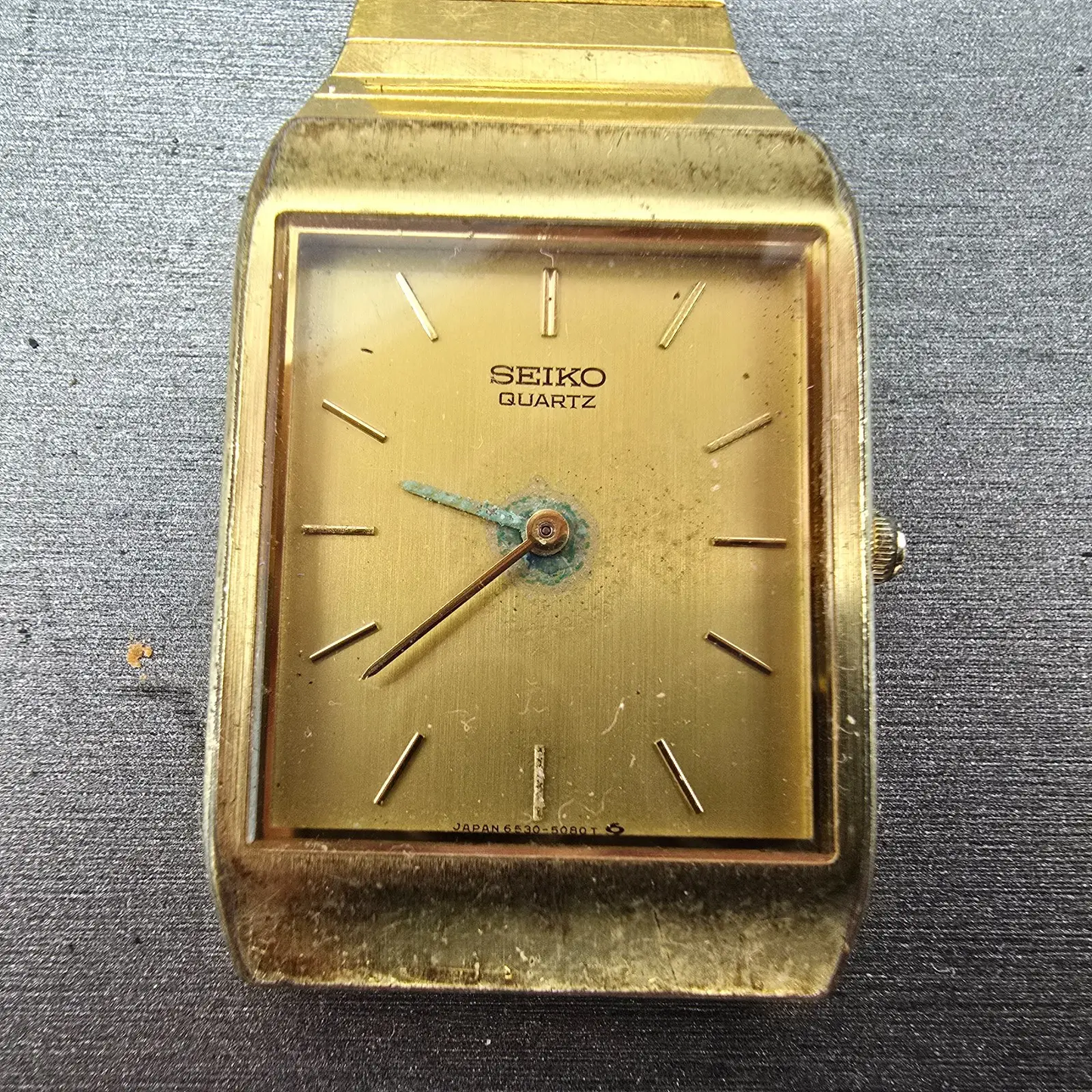 Seiko Tank Watch Men 25mm Champagne Dial Gold Tone Rectangle 6530-5420 PARTS VTG2