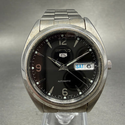 Seiko 5 Automatic Watch Men 37mm Black Dial Silver Tone Daydate 7S26-0440 Runs0