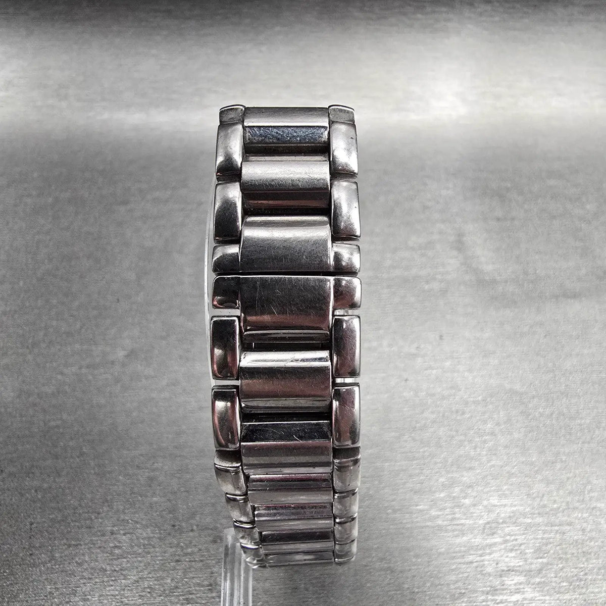 Bulova Tank Watch Women 21mm White Dial Silver Rectangle 96L42 New Battery7