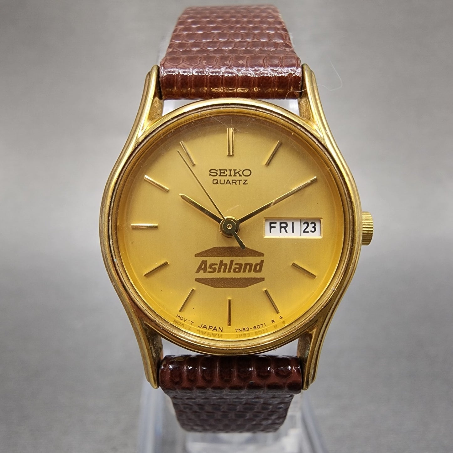 Seiko Watch Women 22mm Champagne Dial Gold Tone Daydate 7n836021 New Battery0