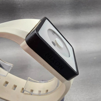 Nixon The Newton Watch Men 38mm White Dial Black Tone Square New Battery4