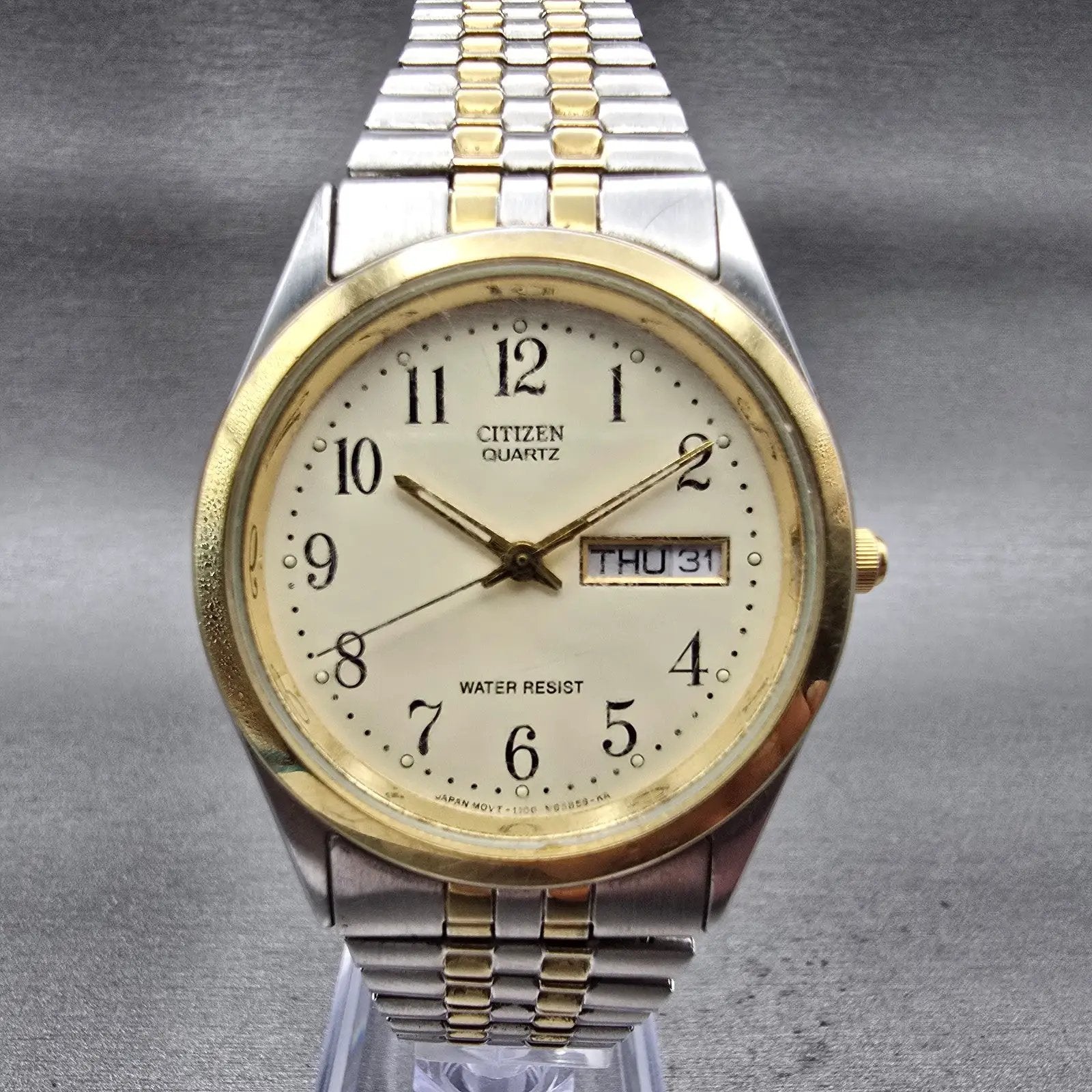 Citizen Watch Men 35mm Cream Dial Two Tone Daydate Round 1100-S63910 New Battery0