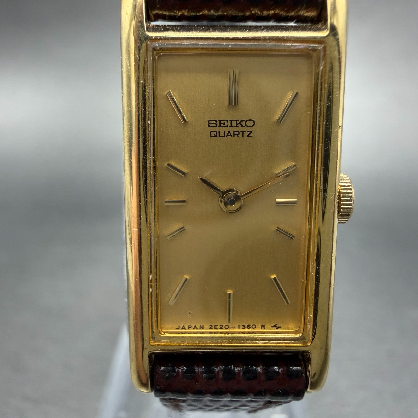 Seiko Tank Watch Women 13mm Gold Dial Gold Tone Rectangle 2e20-6120 New Battery1