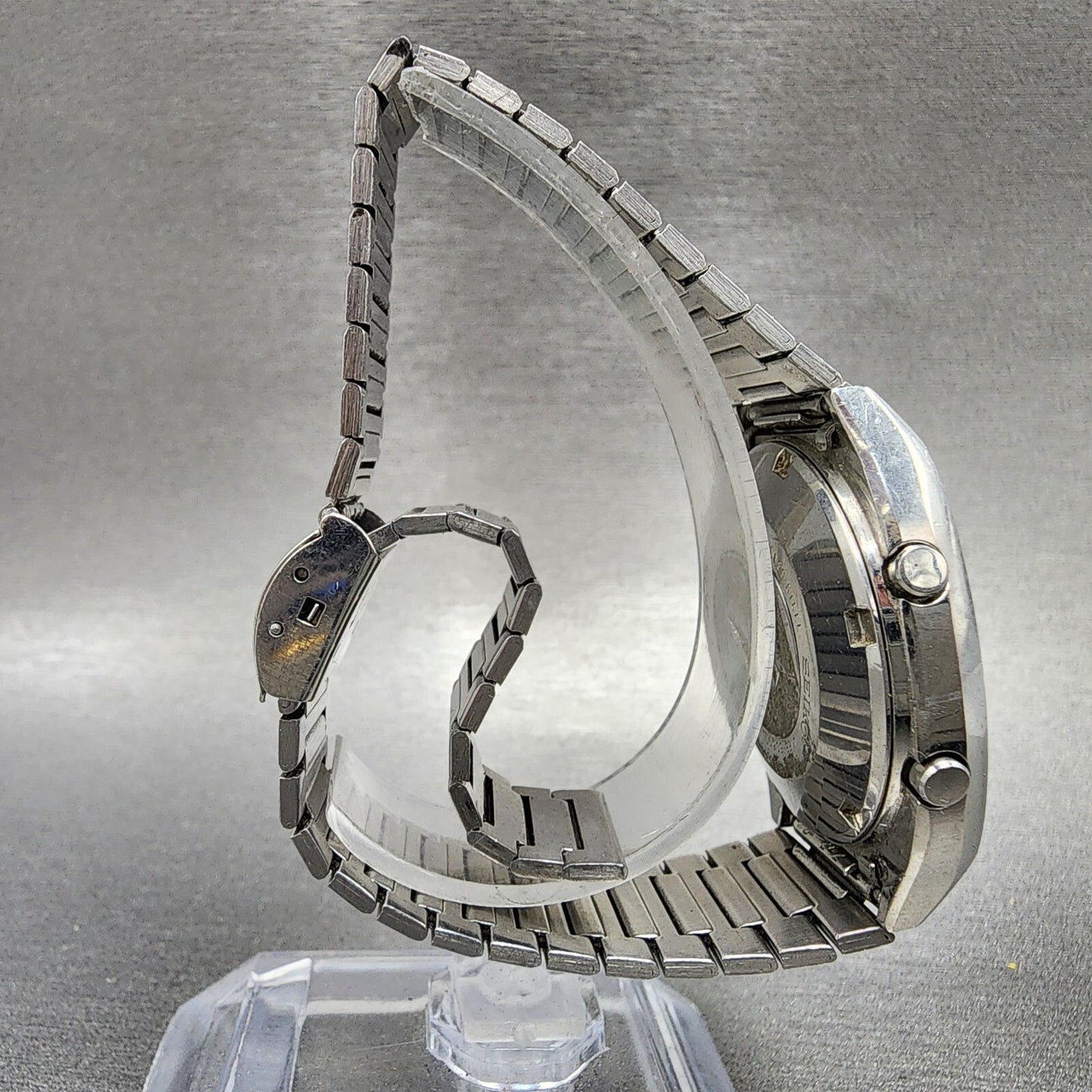 Seiko Digital Watch Men 35mm LCD Silver Tone A1585059 PARTS8