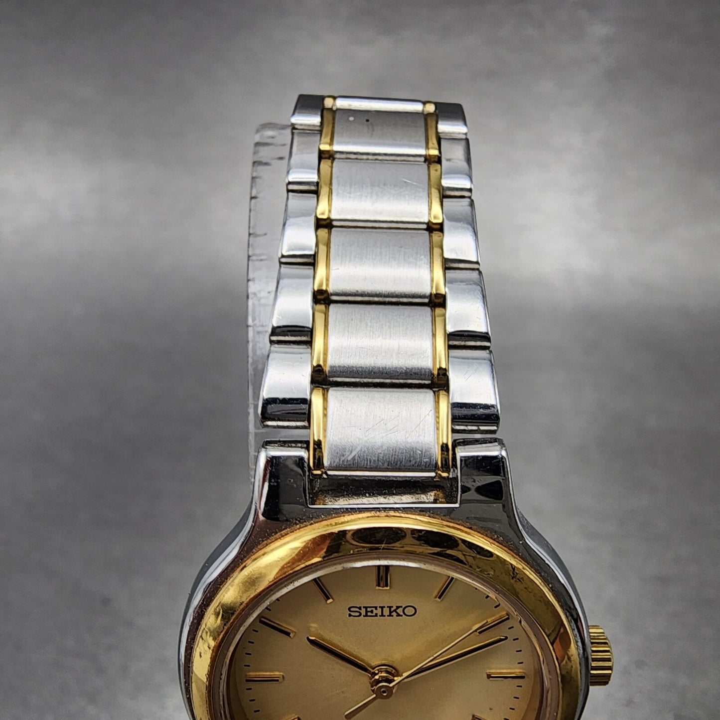 Seiko Spirit Watch Women 25mm Champagne Dial Two Tone Round 7N016A80 New Batt4