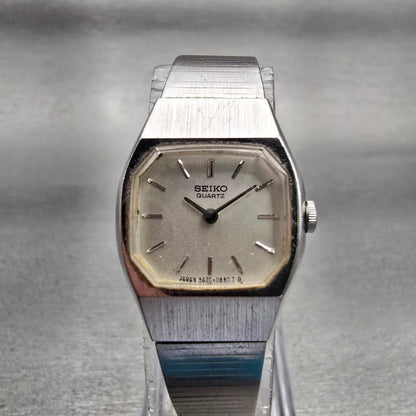 Seiko Watch Women 19mm Silver Dial Silver Tone Oval 5420-5320 New Battery VTG0