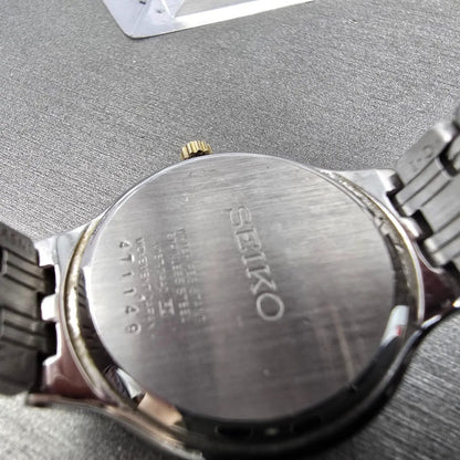 Seiko Solar Watch Women 28mm White Dial Two Tone Date Round V187-0AA0 Runs9