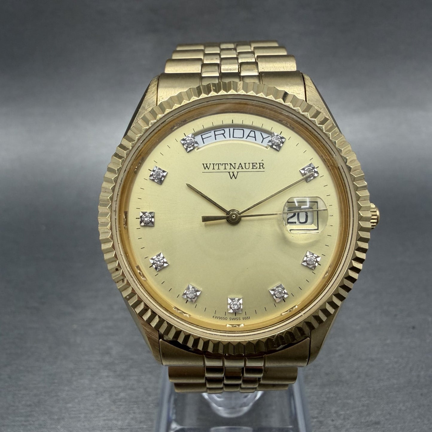 Wittnauer President Watch Men 35mm Gold Dial Gold Tone Daydate KW9650 New Batt0