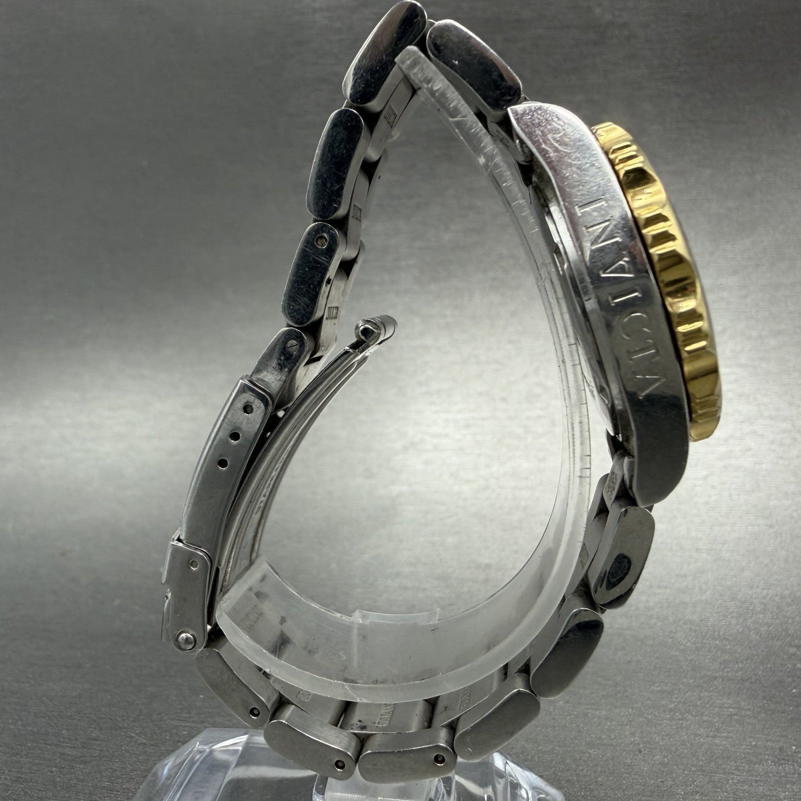 Invicta Pro Diver Watch Women 31mm MOP Dial Two Tone Date Round 2961 New Battery8