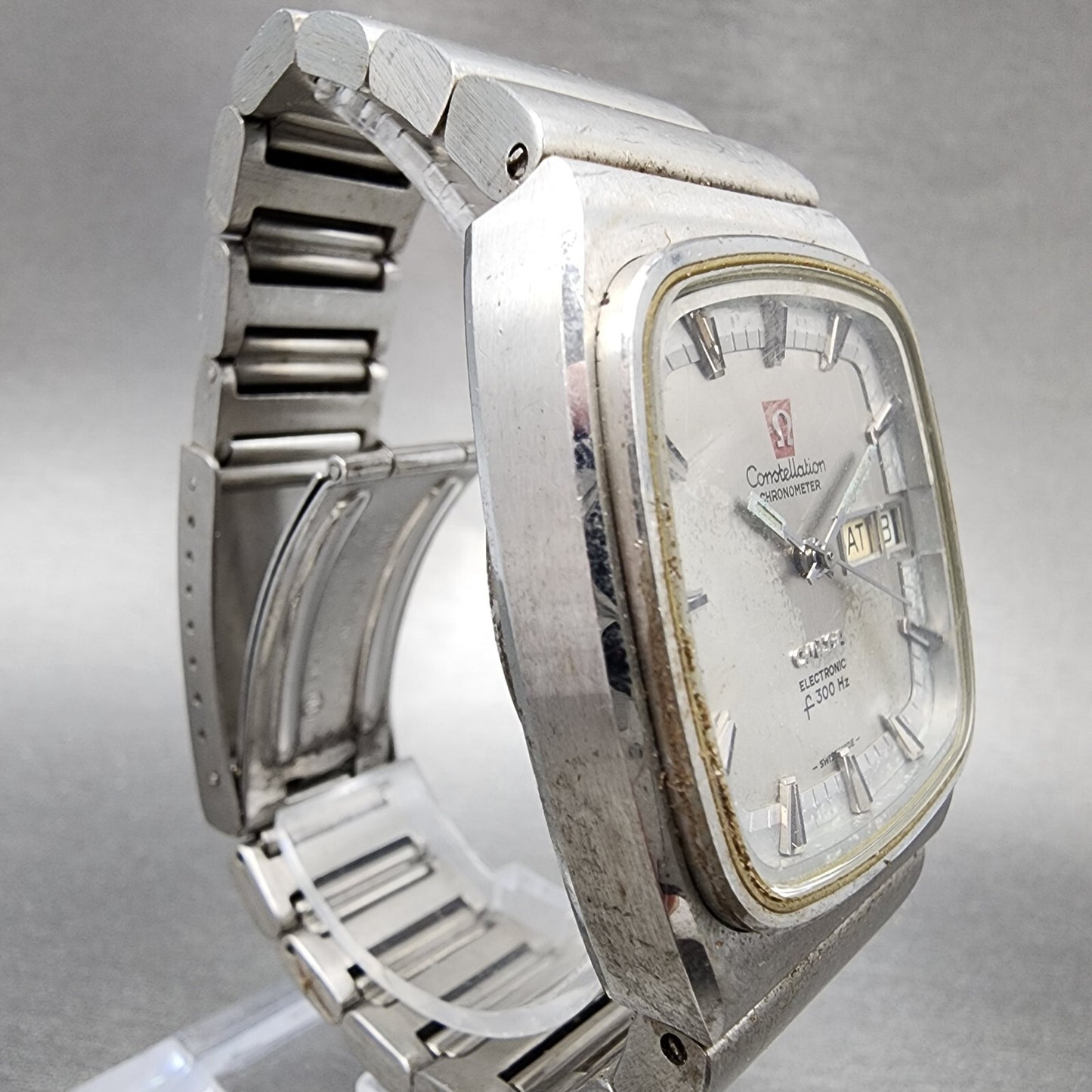 Omega Constelation F300 Watch Men 36mm Silver Dial Steel Daydate 198.0048 PARTS3