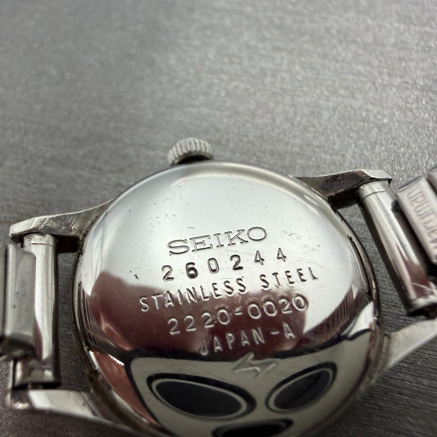 Seiko Watch Women 21mm Silver Dial Silver Tone Round 2220-0020 Manual Runs 4569