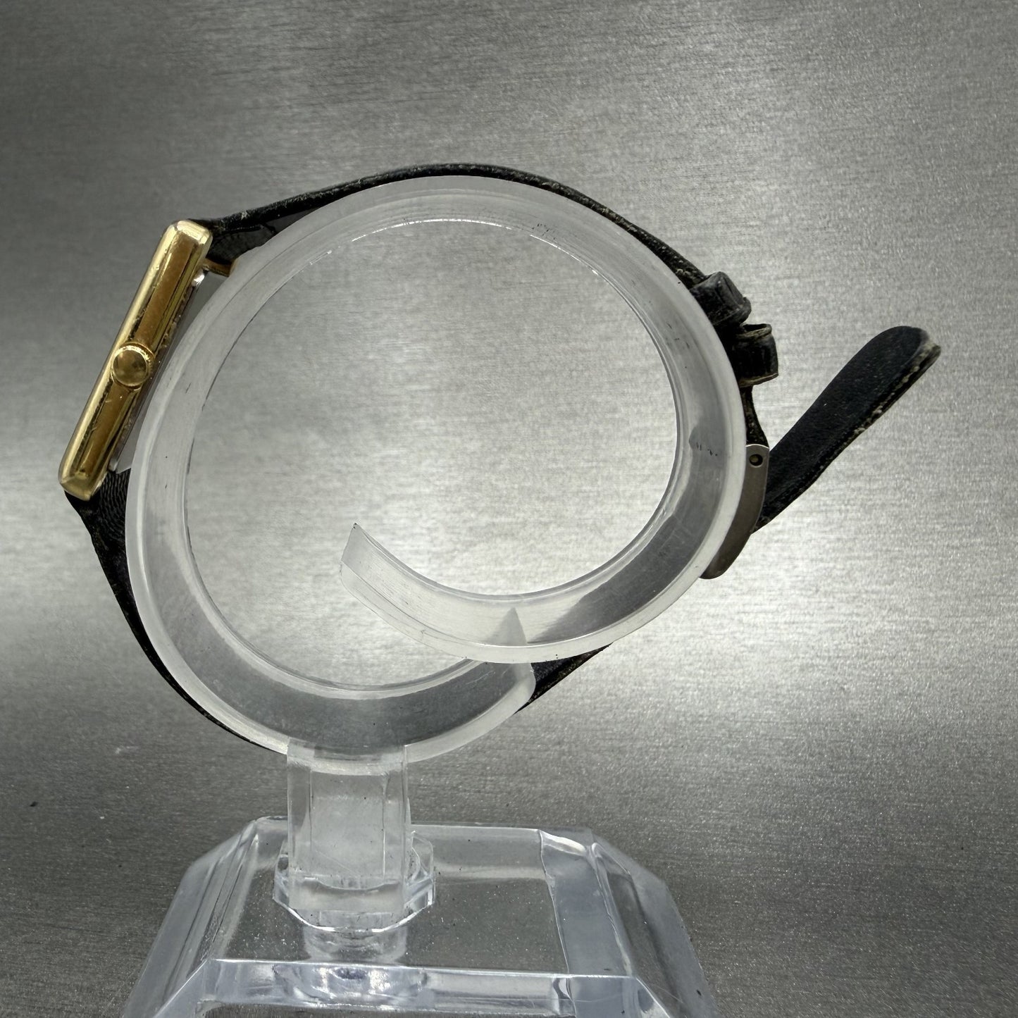 Seiko Tank Watch Women 18mm Champagne Dial Gold Tone 2Y00-5479 New Battery6
